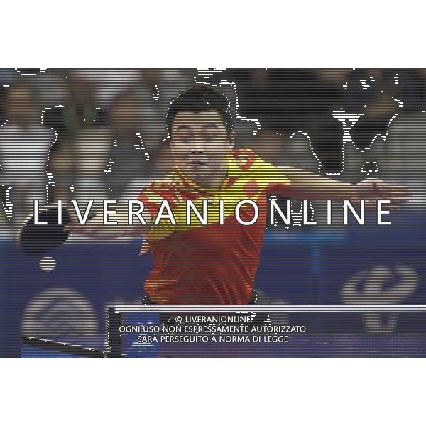 (101120) -- GUANGZHOU, Nov. 20, 2010 () -- Wang Hao of China competes during the men\'s singles final of table tennis against Ma Long of China at the 16th Asian Games in Guangzhou, south China\'s Guangdong Province, Nov. 20, 2010. Wang Hao lost 2-4 and got the silver medal. (/Fan Jun) ©photoshot/Agenzia Aldo Liverani Sas - ITALY ONLY - CINA: 16mi Giochi Asiatici
