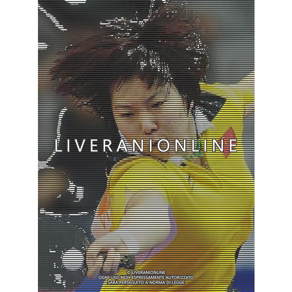 (101120) -- GUANGZHOU, Nov. 20, 2010 () -- Li Xiaoxia of China competes during the women\'s singles final of table tennis competition against Guo Yue of China at the 16th Asian Games in Guangzhou, south China\'s Guangdong Province, Nov. 20, 2010. Li Xiaoxia won 4-3 to get the gold medal. (/Xu Jiajun) ©photoshot/Agenzia Aldo Liverani Sas - ITALY ONLY - CINA: 16mi Giochi Asiatici