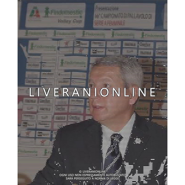 MILANO 21/11/2010 HOTEL HILTON CONFERENZA STAMPA DI PRESENTAZIONE DEL CALENDARIO DEL 66 CAMPIONATO DI VOLLEY FEMMINILE NELLA FOTO PRESIDENTE LEGA VOLLEY FEMMINILE ONOREVOLE MAURO FABRIS PH.FIOCHI/AG ALDO LIVERANI SA