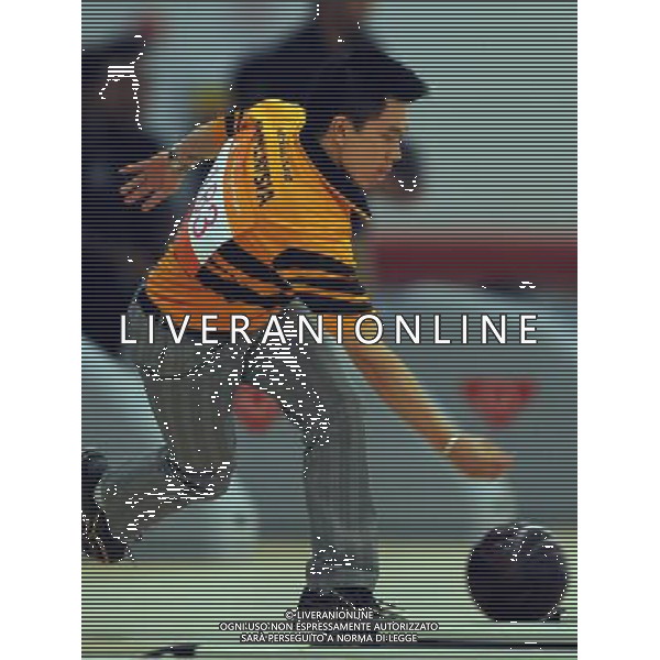 (101122) -- GUANGZHOU, Nov. 22, 2010 () -- Hsien Loong Adrian Ang of Malaysia competes during the men\'s team of five block competition of Bowling at the 16th Asian Games in Guangzhou, south China\'s Guangdong Province, Nov. 22, 2010. Malaysian team won the silver medal of the event with a total of 6579 points after two rounds. (/Yang Lei) ©photoshot/Agenzia Aldo Liverani Sas - ITALY ONLY - CINA: 16mi Giochi Asiatici