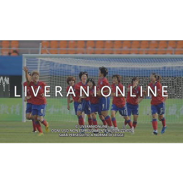 (101121) -- GUANGZHOU, Nov. 21, 2010 () -- Players of South Korea celebrate a goal during the Women\'s Bronze Medal Match of Soccer against China at the 16th Asian Games in Guangzhou, south China\'s Guangdong Province, Nov. 21, 2010. (/Guo Yong)(wll) ©photoshot/Agenzia Aldo Liverani Sas - ITALY ONLY - CINA: 16mi Giochi Asiatici