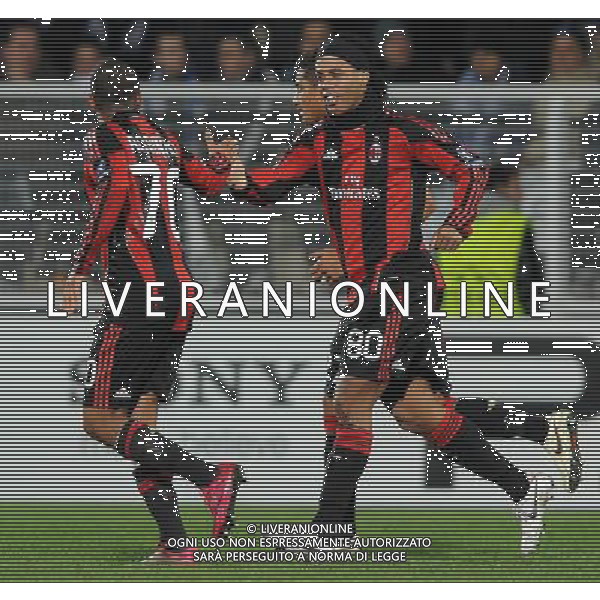 UEFA Champions League 2010/2011 Gruppo G Auxerre (Francia) - 23.11.2010 Auxerre-Milan Nella Foto:ronaldinho esulta /Ph.Vitez-Ag. Aldo Liverani