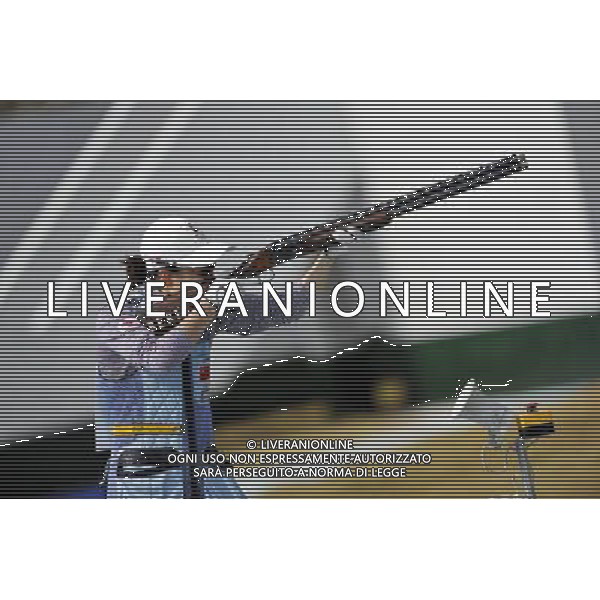 (101123) -- GUANGZHOU, Nov. 23, 2010 () -- Wei Ning of China competes during the competition of Women\'s Skeet Team of shooting at the 16th Asian Games in Guangzhou, south China\'s Guangdong Province, Nov. 23, 2010. The team of China claimed the title. (/Chen Yehua)(wll) ©PHOTOSHOT/Agenzia Aldo Liverani Sas - ITALY ONLY: CINA - 16mi GIOCHI OLIMPICI ASIATICI