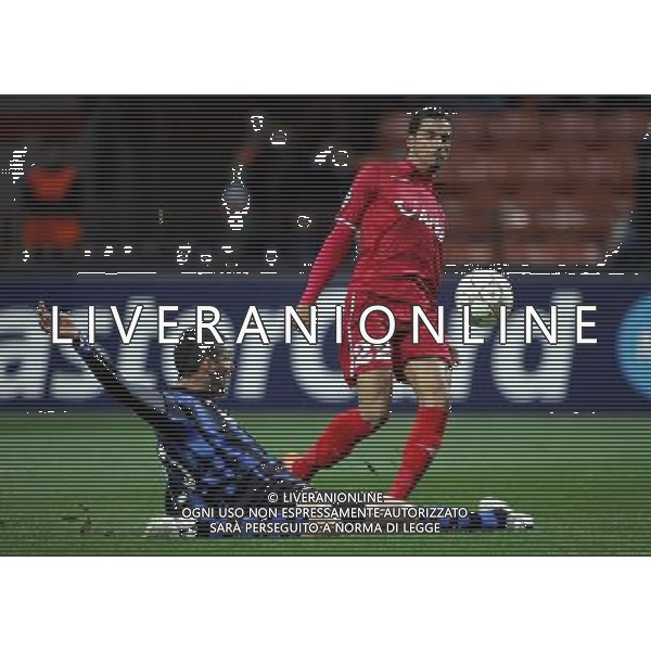 Inter - Twente Champions League 24/11/2010 nella foto occasione chadli contrastato da materazzi marco ©Luzzani/Agenzia Aldo Liverani Sas
