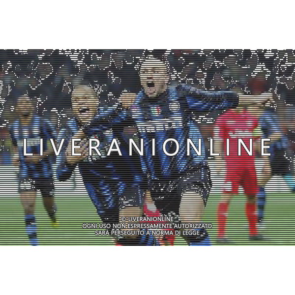 Inter - Twente Champions League 24/11/2010 nella foto esultanza dopo il gol di esteban cambiasso ©Luzzani/Agenzia Aldo Liverani Sas