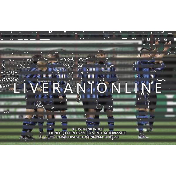 Inter - Twente Champions League 24/11/2010 nella foto esutanza inter a fine gara ©Luzzani/Agenzia Aldo Liverani Sas