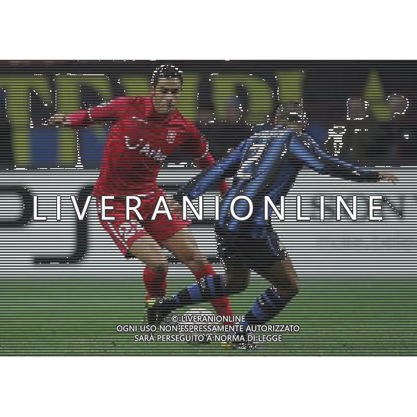 Milano 24-11-2010 Champions League 2010/11 inter-twente 1:0 nella foto nacer chadli e ivan cordoba ph marco luzzani/ag aldo liverani s.a.s.