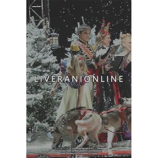 Pictured: Tina O\'Brien First Family Entertainment press launch photocall, PIccadilly Theatre, London, UK. 26/11/2010 Byline: Retna Pictures/Kiera Fyles /PHOTOSHOT/AG ALDO LIVERANI SAS - ITALY ONLY -