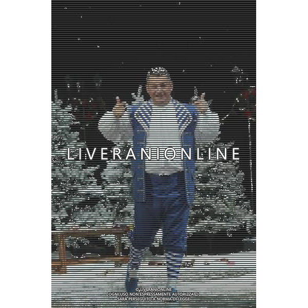 Pictured: Andy Collins First Family Entertainment press launch photocall, PIccadilly Theatre, London, UK. 26/11/2010 Byline: Retna Pictures/Kiera Fyles /PHOTOSHOT/AG ALDO LIVERANI SAS - ITALY ONLY -