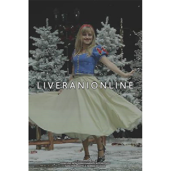 Pictured: Tina O\'Brien First Family Entertainment press launch photocall, PIccadilly Theatre, London, UK. 26/11/2010 Byline: Retna Pictures/Kiera Fyles /PHOTOSHOT/AG ALDO LIVERANI SAS - ITALY ONLY -