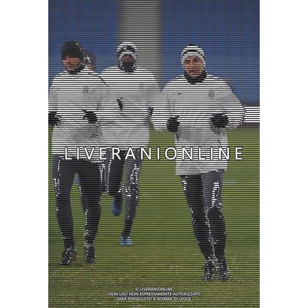 TRAINING OF FOOTBALL PLAYER\'S JUVENTUS TURIN BEFORE MATCH WITH LECH POZNAN (CITY STADIUM) 30.11.2010 ALLENAMENTO DEI GIOCATORI DELLA JUVENTUS PRIMA DELLA GARA DI UEFA EUROPA LEAGUE CON IL LECH POZNAN (Stadio Comunale) POLONIA NELLA FOTO ALESSANDRO DEL PIERO ©JAKUB KACZMARCZYK / PRESSFOCUS / NEWSPIX.PL /AGENZIA ALDO LIVERANI SAS - ITALY ONLY - EDITORIAL USE ONLY *** Local Caption *** www.newspix.pl mail us: info@newspix.pl call us: 0048 022 23 22 222 --- Polish Picture Agency by Ringier Axel Springer Polandwww.newspix.pl mail us: info@newspix.pl call us: 0048 022 23 22 222 --- Polish Picture Agency by Ringier Axel Springer Polandwww.newspix.pl mail us: info@newspix.pl call us: 0048 022 23 22 222 --- Polish Picture Agency by Ringier Axel Springer Polandwww.newspix.pl mail us: info@newspix.pl call us: 0048 022 23 22 222 --- Polish Picture Agency by Ringier Axel Springer Polandwww.newspix.pl mail us: info@newspix.pl call us: 0048 022 23 22 222 --- Polish Picture Agency by Ringier Axel Springer Polandwww.newspix.pl mail us: info@newspix.pl call us: 0048 022 23 22 222 --- Polish Picture Agency by Ringier Axel Springer Polandwww.newspix.pl mail us: info@newspix.pl call us: 0048 022 23 22 222 --- Polish Picture Agency by Ringier Axel Springer Poland