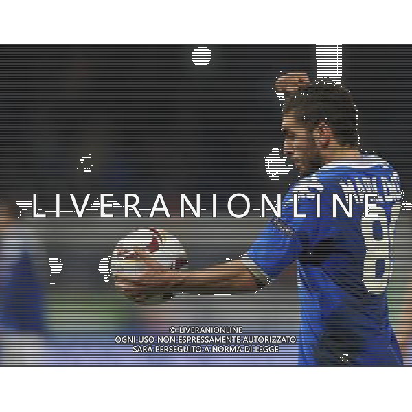 UEFA Europa League 2010/2011 Genova - 01.12.2010 Sampdoria-PSV Eindhoven Nella Foto:marilungo butta via il pallone e viene espulso /Ph.Vitez-Ag. Aldo Liverani