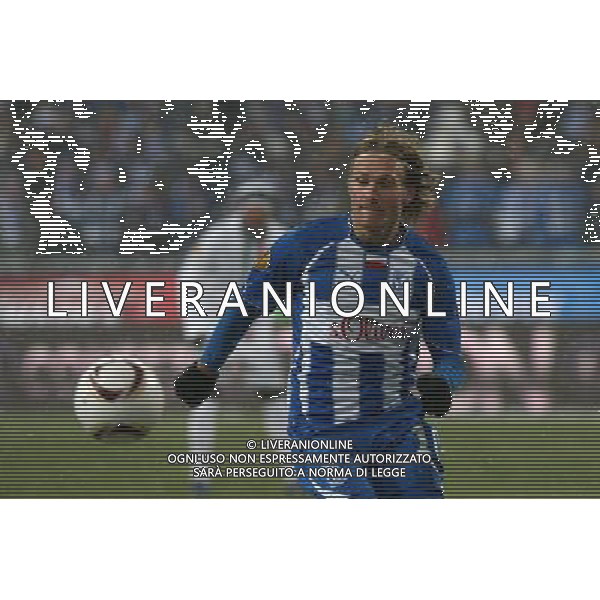 POLONIA: LECH POZNAN - JUVENTUS UEFA EUROPA LEAGUE 01/12/2010 nella foto SIERGIEJ KRYVETS (SIARHEI KRIVETS) ©MATEUSZ TRZUSKOWSKI/CYFRASPORT/ Newspix.pl /Agenzia Aldo Liverani Sas - ITALY ONLY - EDITORIAL USE ONLY - *** Local Caption *** www.newspix.pl mail us: info@newspix.pl call us: 0048 022 23 22 222 --- Polish Picture Agency by Ringier Axel Springer Polandwww.newspix.pl mail us: info@newspix.pl call us: 0048 022 23 22 222 --- Polish Picture Agency by Ringier Axel Springer Poland 