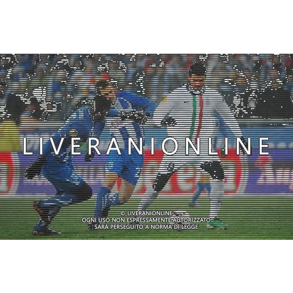 POLONIA: LECH POZNAN - JUVENTUS UEFA EUROPA LEAGUE 01/12/2010 nella foto MANUEL ARBOLEDA VINCENZO IAQUINTA ©NORBERT BARCZYK / Newspix.pl /Agenzia Aldo Liverani Sas - ITALY ONLY - EDITORIAL USE ONLY - *** Local Caption *** www.newspix.pl mail us: info@newspix.pl call us: 0048 022 23 22 222 --- Polish Picture Agency by Ringier Axel Springer Polandwww.newspix.pl mail us: info@newspix.pl call us: 0048 022 23 22 222 --- Polish Picture Agency by Ringier Axel Springer Polandwww.newspix.pl mail us: info@newspix.pl call us: 0048 022 23 22 222 --- Polish Picture Agency by Ringier Axel Springer Polandwww.newspix.pl mail us: info@newspix.pl call us: 0048 022 23 22 222 --- Polish Picture Agency by Ringier Axel Springer Poland