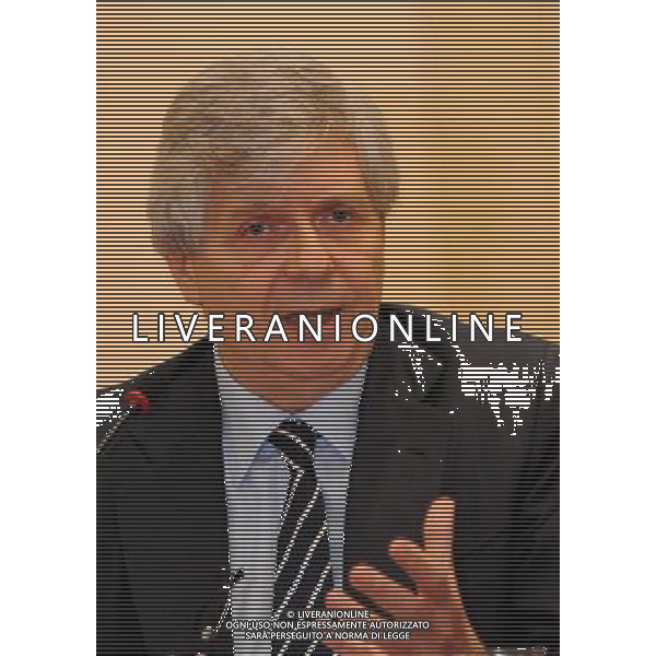 MILANO 2/12/2010 TEATRO ALLA SCALA FOYER ARTURO TOSCANINI INCONTRO STAMPA PER ILLUSTRARE LE INIZIATIVE LEGATE ALL\' INAUGURAZIONE DELLA STAGIONE 2010/2011 NELLA FOTO STEPHANE LISSNER SOVRINTENDENTE ALLA SCALA FOTO ROMANO/AG ALDO LIVERANI