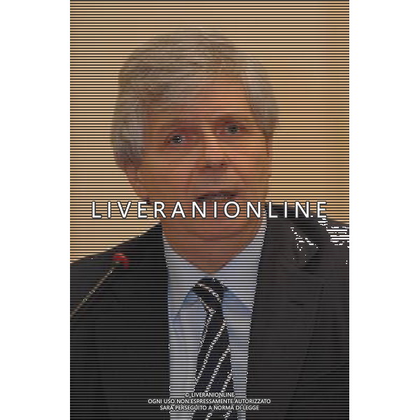 MILANO 2/12/2010 TEATRO ALLA SCALA FOYER ARTURO TOSCANINI INCONTRO STAMPA PER ILLUSTRARE LE INIZIATIVE LEGATE ALL\' INAUGURAZIONE DELLA STAGIONE 2010/2011 NELLA FOTO STEPHANE LISSNER SOVRINTENDENTE ALLA SCALA FOTO ROMANO/AG ALDO LIVERANI