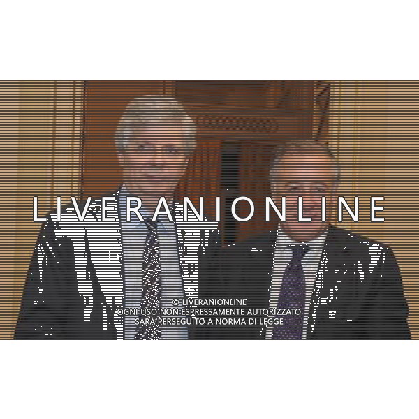 MILANO 2/12/2010 TEATRO ALLA SCALA FOYER ARTURO TOSCANINI INCONTRO STAMPA PER ILLUSTRARE LE INIZIATIVE LEGATE ALL\' INAUGURAZIONE DELLA STAGIONE 2010/2011 NELLA FOTO STEPHANE LISSNER ED ANTONIO MARANO FOTO ROMANO/AG ALDO LIVERANI