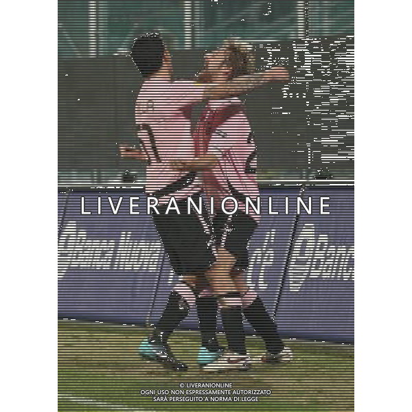 GIUSEPPE SERGI - ALDO LIVERANI 02-12-10 Palermo : Palermo - sparta praga uefa europa league 2010-11 Nella foto: esultanza di rigoni nicola dopo il gol