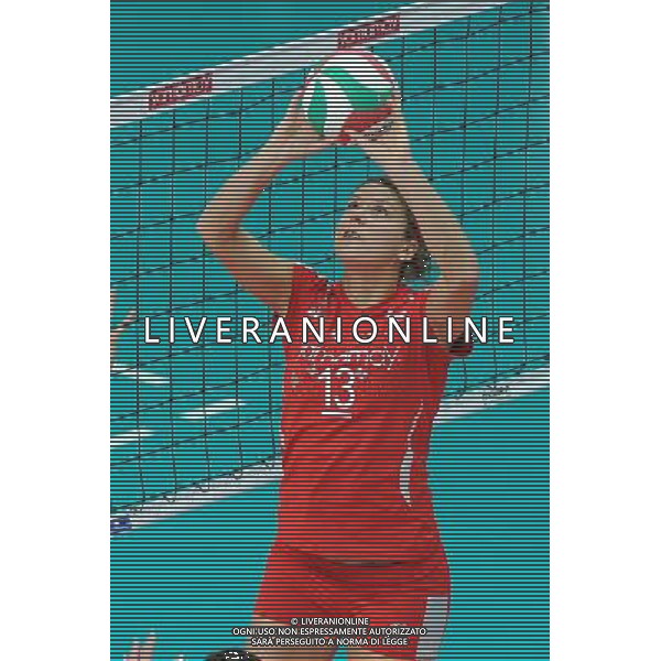 Findomestic Volley Cup - Campionato Pallavolo Serie A1 Femminile Busto Arsizio (VA) 5-12-2010 Yamamay Busto Arsizio - Scavolini Pesaro nella foto: Valentina Serena (Yamamay Busto Arsizio) foto Garavaglia - ag. Aldo Liverani sas