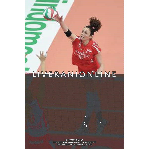 Findomestic Volley Cup - Campionato Pallavolo Serie A1 Femminile Busto Arsizio (VA) 5-12-2010 Yamamay Busto Arsizio - Scavolini Pesaro nella foto: Barbara Campanari (Yamamay Busto Arsizio) foto Garavaglia - ag. Aldo Liverani sas