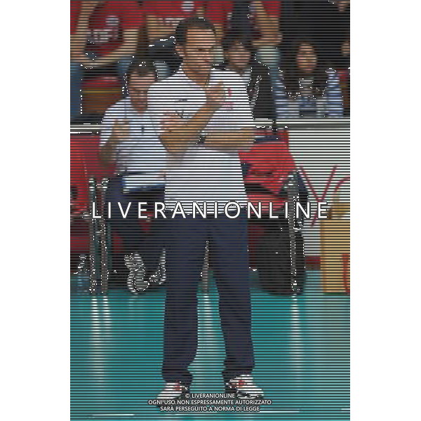 Findomestic Volley Cup - Campionato Pallavolo Serie A1 Femminile Busto Arsizio (VA) 5-12-2010 Yamamay Busto Arsizio - Scavolini Pesaro nella foto: Paolo Tofoli allenatore della Scavolini Pesaro foto Garavaglia - ag. Aldo Liverani sas