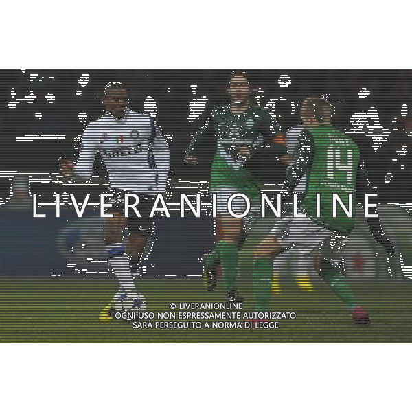 Werder Brema - Inter Champions League 07.12.2010 SV Werder Bremen - Inter Mailand Gruppenphase nella foto samuel Eto\'o e Aaron Hunt copyright by firo sportphoto/Agenzia Aldo Liverani Sas - ITALY ONLY - EDITORIAL USE ONLY