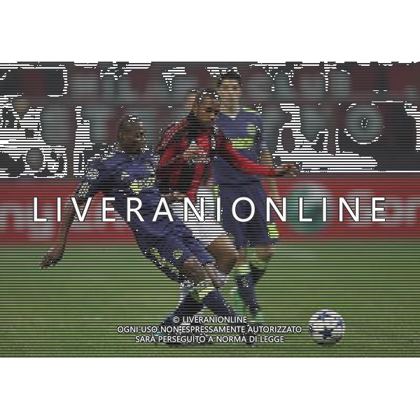Milan - Ajax Champions League 08/12/2010 nella foto robinho e enoh ©luzzani/Agenzia Aldo Liverani Sas