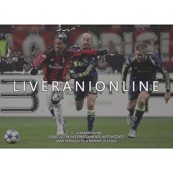 Milan - Ajax Champions League 08/12/2010 nella foto ronaldinho, de zeeuw e alderweireld ©luzzani/Agenzia Aldo Liverani Sas