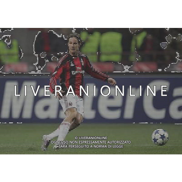Milano 08-12-2010 Champions League 2010/11 milan-ajax nella foto luca antonini ph marco luzzani/ag aldo liverani s.a.s.