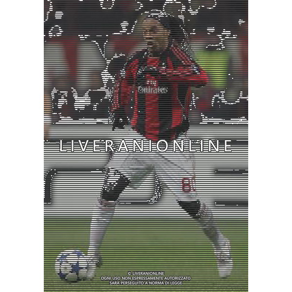 Milano 08-12-2010 Champions League 2010/11 milan-ajax nella foto ronaldinho ph marco luzzani/ag aldo liverani s.a.s.