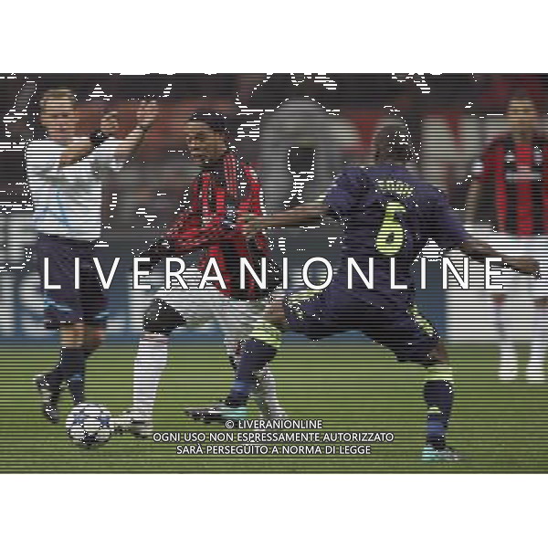 Milano 08-12-2010 Champions League 2010/11 milan-ajax nella foto ronaldinho e eyong enoh ph marco luzzani/ag aldo liverani s.a.s.
