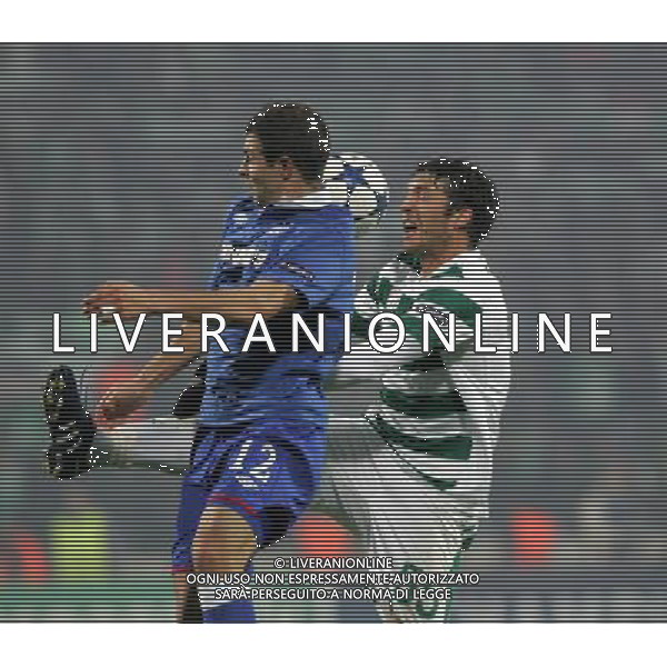 UEFA Champions League group C soccer match between Bursaspor Turkey and Rangers FC at Ataturk Stadium in Bursa, Turkey 07.12..2010 Match Scored : Bursaspor 1 - Rangers FC 1 Pictured: Richard Foster (L) of Rangers and Milan Stepanov (R) of Bursaspor. AG. ALDO LIVERANI SAS ITALY ONLY