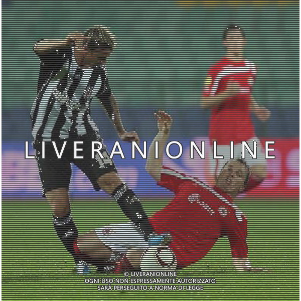 Euroleague group L soccer match between CSKA Sofia v Besiktas Istanbul at Vasil Levski Stadium in Sofia, Bulgaria. 02.12.2010 Match Scored: CSKA Sofia 1 - Besiktas 2 Pictured: Jose Maria Gutierrez Hernandez ( Guti) (front) of Besiktas and Boris Galchev (back) of CSKA Sofia. AG ALDO LIVERANI ONLY ITALY