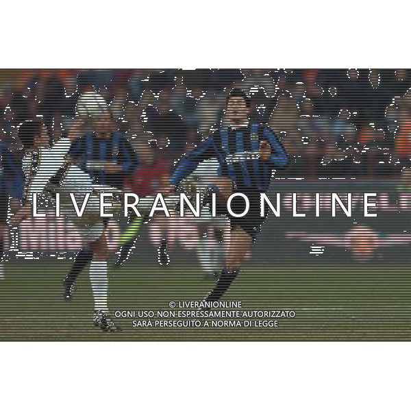 INTER-SOCHAUX COPPA UEFA 03/03/2004 NELLA FOTO JULIO CRUZ FOTO MARCO LUZZANI/AGENZIA ALDO LIVERANI