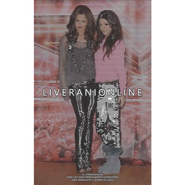 Cheryl Cole and Cher Lloyd attending a photocall to promote the X-Factor final, The Connaught Hotel, London. 9th December 2010 AG. ALDO LIVERANI SAS ITALY ONLY