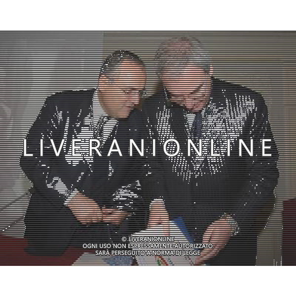 MILANO 13-12-2010 HOTEL PRINCIPE DI SAVOIA CALCIO LEGA CALCIO PREMIAZIONI ANNO CALCISTICO SERIE A TIM 2009-2010 NELLA FOTO CLAUDIO LOTITO MAURIZIO MORATTI PH.FIOCHI/AG ALDO LIVERANI SAS