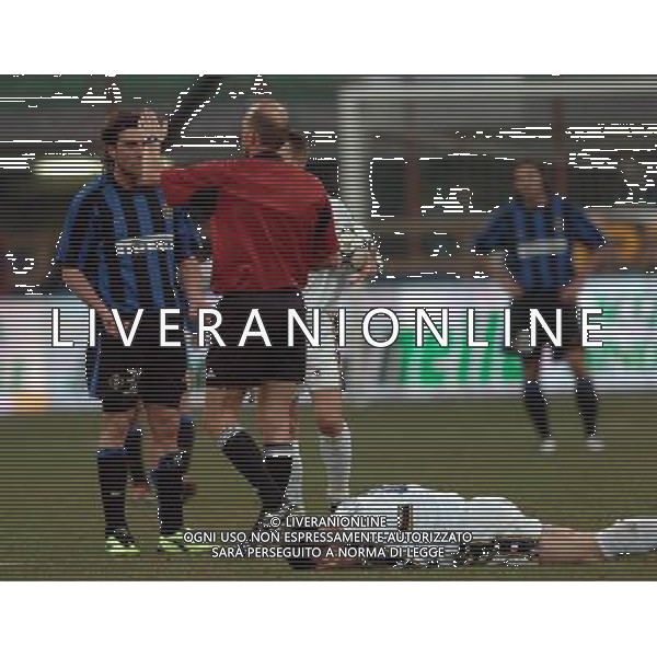 Milano 03/03/2004 COPPA UEFA 2003/04 -terzo turno- Inter-Sochaux 0:0 nella foto esplulsione vieri ph marco luzzani/ag aldo liverani s.a.s.