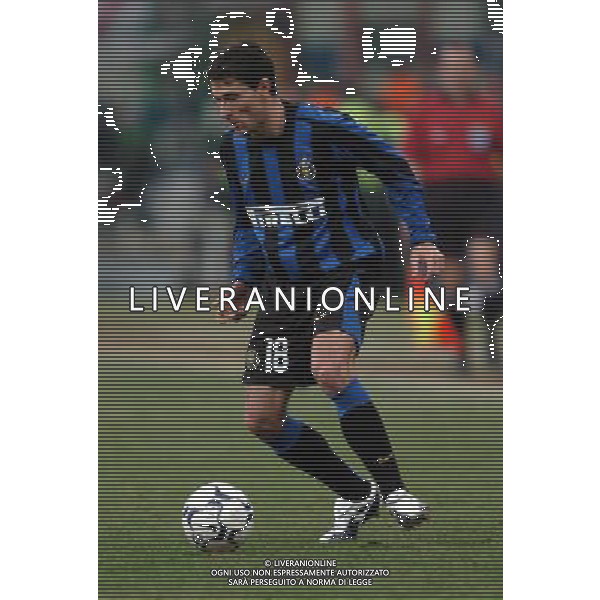 Milano 03/03/2004 COPPA UEFA 2003/04 -terzo turno- Inter-Sochaux 0:0 nella foto kily gonzalez cristian ph marco luzzani/ag aldo liverani s.a.s.