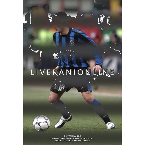 Milano 03/03/2004 COPPA UEFA 2003/04 -terzo turno- Inter-Sochaux 0:0 nella foto kily gonzalez cristian ph marco luzzani/ag aldo liverani s.a.s.