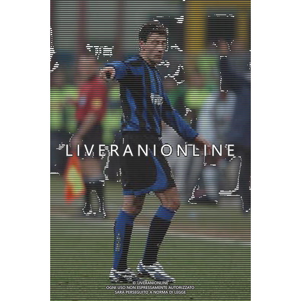 Milano 03/03/2004 COPPA UEFA 2003/04 -terzo turno- Inter-Sochaux 0:0 nella foto kily gonzalez cristian ph marco luzzani/ag aldo liverani s.a.s.