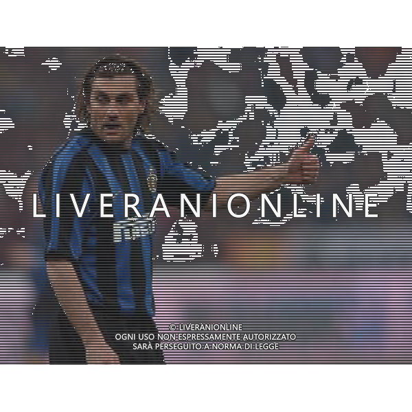 Milano 03/03/2004 COPPA UEFA 2003/04 -terzo turno- Inter-Sochaux 0:0 nella foto vieri christian ph marco luzzani/ag aldo liverani s.a.s.