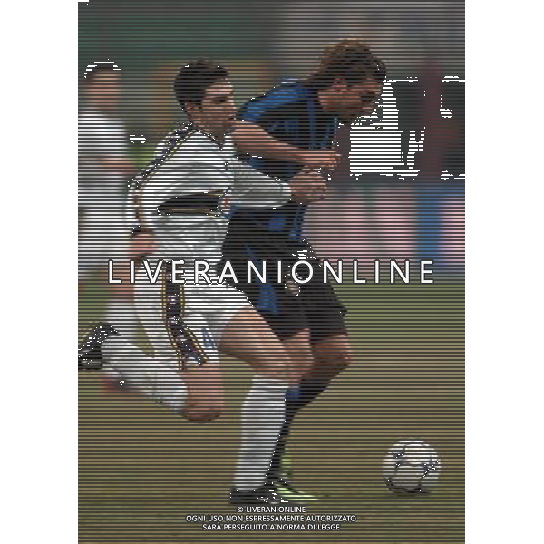 Milano 03/03/2004 COPPA UEFA 2003/04 -terzo turno- Inter-Sochaux 0:0 nella foto vieri e flachez ph marco luzzani/ag aldo liverani s.a.s.