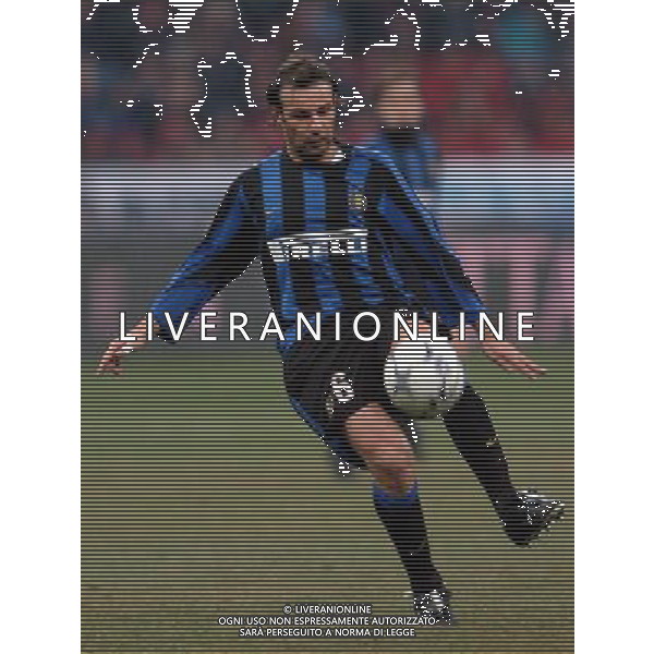 Milano 03/03/2004 COPPA UEFA 2003/04 -terzo turno- Inter-Sochaux 0:0 nella foto zanetti cristiano ph marco luzzani/ag aldo liverani s.a.s.