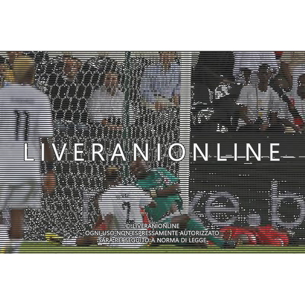 ABU DHABI, EMIRATI ARABI UNITI 14/12/2010 - MAZEMBE vs Internacional Porto Alegre: FIFA Club World Cup, MONDIALE PER CLUB , COPPA INTERCONTINENTALE In picture: Kidiaba (Mazembe goalkeeper) and Tinga (Internacional. ©CITYFILES/NEWSPIX.PL/AGENZIA ALDO LIVERANI SAS - ONLY ITALY PORTUGAL,BRAZIL,SPAIN,GERMANY,FRANCE,UK OUT !!! *** Local Caption *** www.newspix.pl mail us: info@newspix.pl call us: 0048 022 23 22 222 --- Polish Picture Agency by Ringier Axel Springer Polandwww.newspix.pl mail us: info@newspix.pl call us: 0048 022 23 22 222 --- Polish Picture Agency by Ringier Axel Springer Polandwww.newspix.pl mail us: info@newspix.pl call us: 0048 022 23 22 222 --- Polish Picture Agency by Ringier Axel Springer Polandwww.newspix.pl mail us: info@newspix.pl call us: 0048 022 23 22 222 --- Polish Picture Agency by Ringier Axel Springer Polandwww.newspix.pl mail us: info@newspix.pl call us: 0048 022 23 22 222 --- Polish Picture Agency by Ringier Axel Springer Polandwww.newspix.pl mail us: info@newspix.pl call us: 0048 022 23 22 222 --- Polish Picture Agency by Ringier Axel Springer Polandwww.newspix.pl mail us: info@newspix.pl call us: 0048 022 23 22 222 --- Polish Picture Agency by Ringier Axel Springer Polandwww.newspix.pl mail us: info@newspix.pl call us: 0048 022 23 22 222 --- Polish Picture Agency by Ringier Axel Springer Polandwww.newspix.pl mail us: info@newspix.pl call us: 0048 022 23 22 222 --- Polish Picture Agency by Ringier Axel Springer Polandwww.newspix.pl mail us: info@newspix.pl call us: 0048 022 23 22 222 --- Polish Picture Agency by Ringier Axel Springer Polandwww.newspix.pl mail us: info@newspix.pl call us: 0048 022 23 22 222 --- Polish Picture Agency by Ringier Axel Springer Polandwww.newspix.pl mail us: info@newspix.pl call us: 0048 022 23 22 222 --- Polish Picture Agency by Ringier Axel Springer Polandwww.newspix.pl mail us: info@newspix.pl call us: 0048 022 23 22 222 --- Polish Picture Agency by Ringier Axel Springer Poland