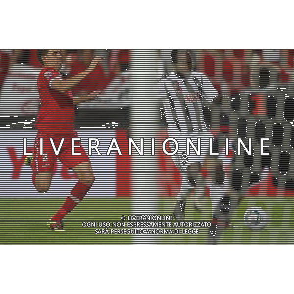 ABU DHABI, EMIRATI ARABI UNITI 14/12/2010 - MAZEMBE vs Internacional Porto Alegre: FIFA Club World Cup, MONDIALE PER CLUB , COPPA INTERCONTINENTALE In picture: Bolivar (Internacional) and Kaluyituka (Mazembe). ©CITYFILES/NEWSPIX.PL/AGENZIA ALDO LIVERANI SAS - ONLY ITALY PORTUGAL,BRAZIL,SPAIN,GERMANY,FRANCE,UK OUT !!! *** Local Caption *** www.newspix.pl mail us: info@newspix.pl call us: 0048 022 23 22 222 --- Polish Picture Agency by Ringier Axel Springer Polandwww.newspix.pl mail us: info@newspix.pl call us: 0048 022 23 22 222 --- Polish Picture Agency by Ringier Axel Springer Polandwww.newspix.pl mail us: info@newspix.pl call us: 0048 022 23 22 222 --- Polish Picture Agency by Ringier Axel Springer Polandwww.newspix.pl mail us: info@newspix.pl call us: 0048 022 23 22 222 --- Polish Picture Agency by Ringier Axel Springer Polandwww.newspix.pl mail us: info@newspix.pl call us: 0048 022 23 22 222 --- Polish Picture Agency by Ringier Axel Springer Polandwww.newspix.pl mail us: info@newspix.pl call us: 0048 022 23 22 222 --- Polish Picture Agency by Ringier Axel Springer Polandwww.newspix.pl mail us: info@newspix.pl call us: 0048 022 23 22 222 --- Polish Picture Agency by Ringier Axel Springer Polandwww.newspix.pl mail us: info@newspix.pl call us: 0048 022 23 22 222 --- Polish Picture Agency by Ringier Axel Springer Polandwww.newspix.pl mail us: info@newspix.pl call us: 0048 022 23 22 222 --- Polish Picture Agency by Ringier Axel Springer Polandwww.newspix.pl mail us: info@newspix.pl call us: 0048 022 23 22 222 --- Polish Picture Agency by Ringier Axel Springer Polandwww.newspix.pl mail us: info@newspix.pl call us: 0048 022 23 22 222 --- Polish Picture Agency by Ringier Axel Springer Polandwww.newspix.pl mail us: info@newspix.pl call us: 0048 022 23 22 222 --- Polish Picture Agency by Ringier Axel Springer Polandwww.newspix.pl mail us: info@newspix.pl call us: 0048 022 23 22 222 --- Polish Picture Agency by Ringier Axel Springer Poland