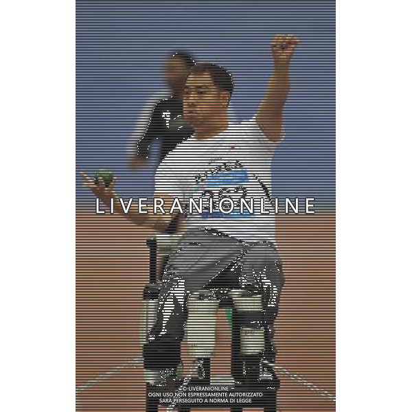 (101214) -- GUANGZHOU, Dec. 14, 2010 () -- Park Seho of South Korea competes during the men\'s shot put F32/33 final of athletics competition at the Guangzhou 2010 Asian Para Games in Guangzhou, south China\'s Guangdong Province, Dec. 14, 2010. Park Seho won the bronze with 7.23 meters. (/Chen Yehua) AG. ALDO LIVERANI SAS ITALY ONLY