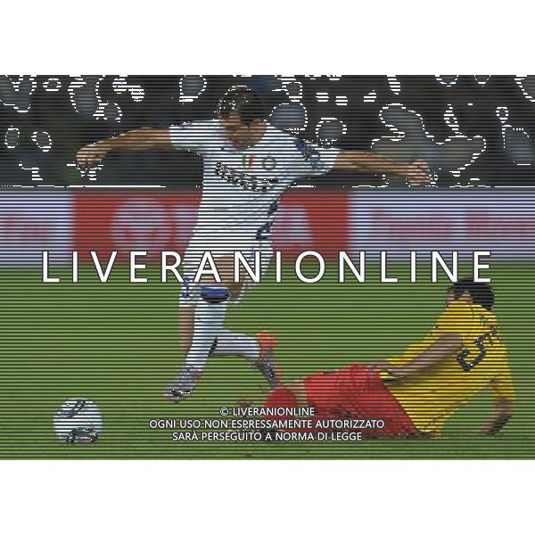 FIFA Club World Cup UAE 2010 Match #5 Abu Dhabi (Emirati Arabi) Zayed Sports City - 15.12.2010 Seongnam Ilhwa FC- FC Inter Nella Foto:stankovic salta l\'avversario prima del gol /Ph.Vitez-Ag. Aldo Liverani