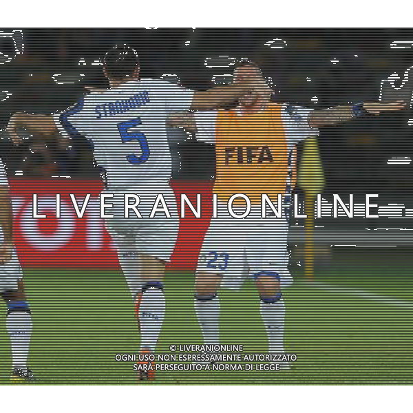 FIFA Club World Cup UAE 2010 Match #5 Abu Dhabi (Emirati Arabi) Zayed Sports City - 15.12.2010 Seongnam Ilhwa FC- FC Inter Nella Foto:stankovic esulta con materazzi /Ph.Vitez-Ag. Aldo Liverani