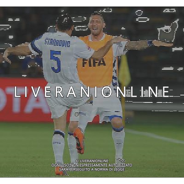 FIFA Club World Cup UAE 2010 Match #5 Abu Dhabi (Emirati Arabi) Zayed Sports City - 15.12.2010 Seongnam Ilhwa FC- FC Inter Nella Foto:stankovic esulta con materazzi /Ph.Vitez-Ag. Aldo Liverani