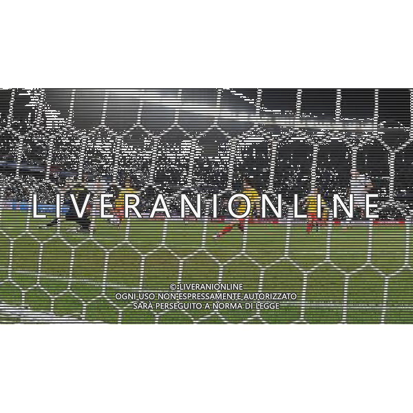 FIFA Club World Cup UAE 2010 Match #5 Abu Dhabi (Emirati Arabi) Zayed Sports City - 15.12.2010 Seongnam Ilhwa FC- FC Inter Nella Foto:zanetti gol /Ph.Vitez-Ag. Aldo Liverani